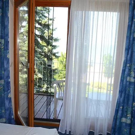 Holiday Hotel 3*