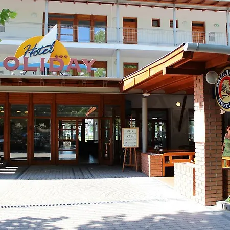 Holiday 3* Siófok