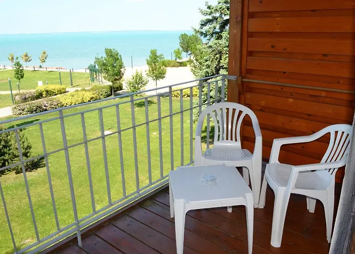 Holiday ホテル 3*