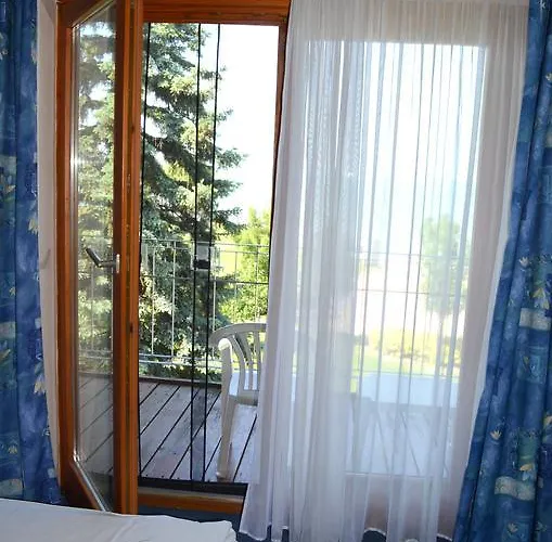 Holiday ホテル 3*